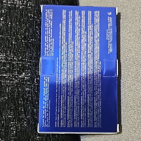 NEW Stilla Blue Realm Velvet Eye Shadow Palette Limited Edition Cream Like - Picture 5 of 12